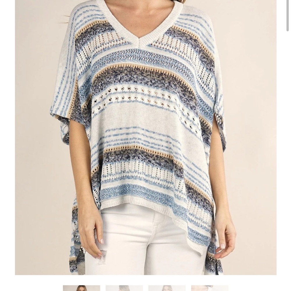 Love stitch Mixed Yarn Pancho Sweater